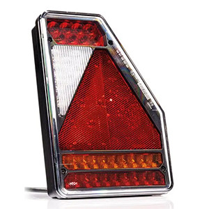 Peräkärryn led takavalo oikea. Pystymalli.